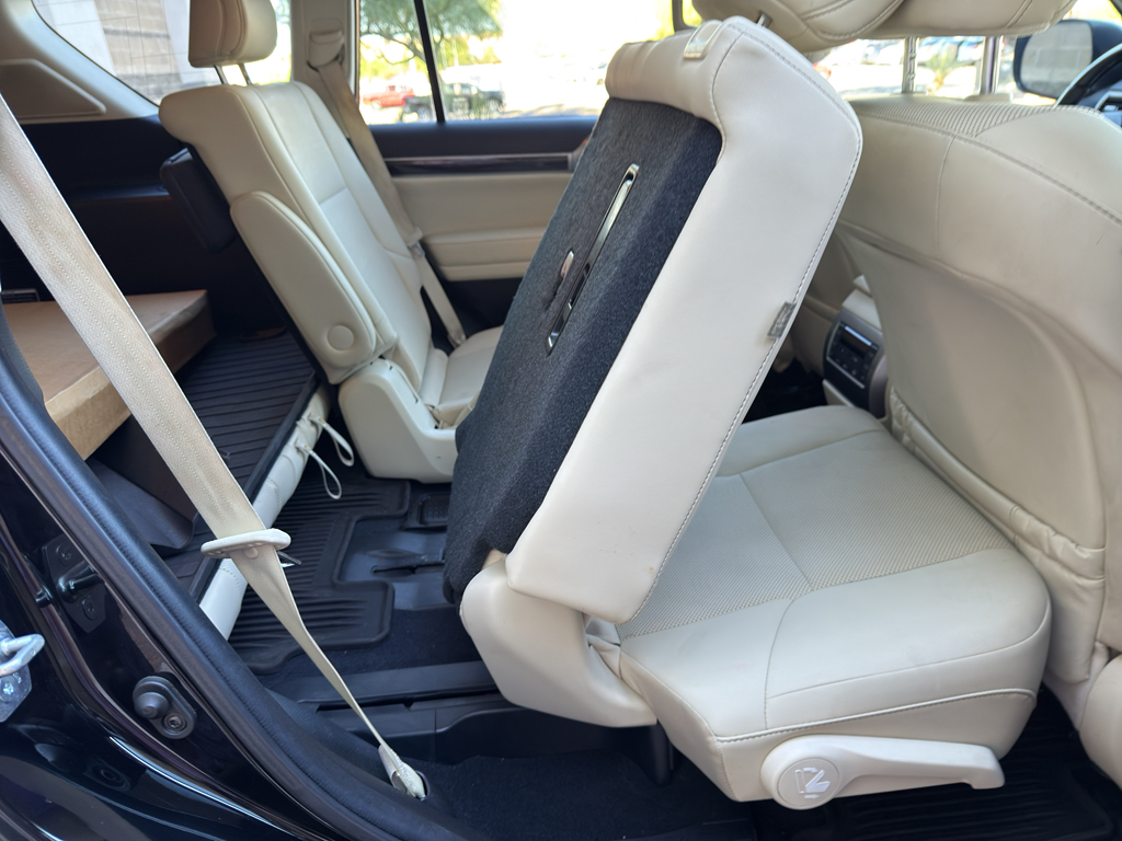 2022 Lexus GX 460 Premium Image 11 of 33