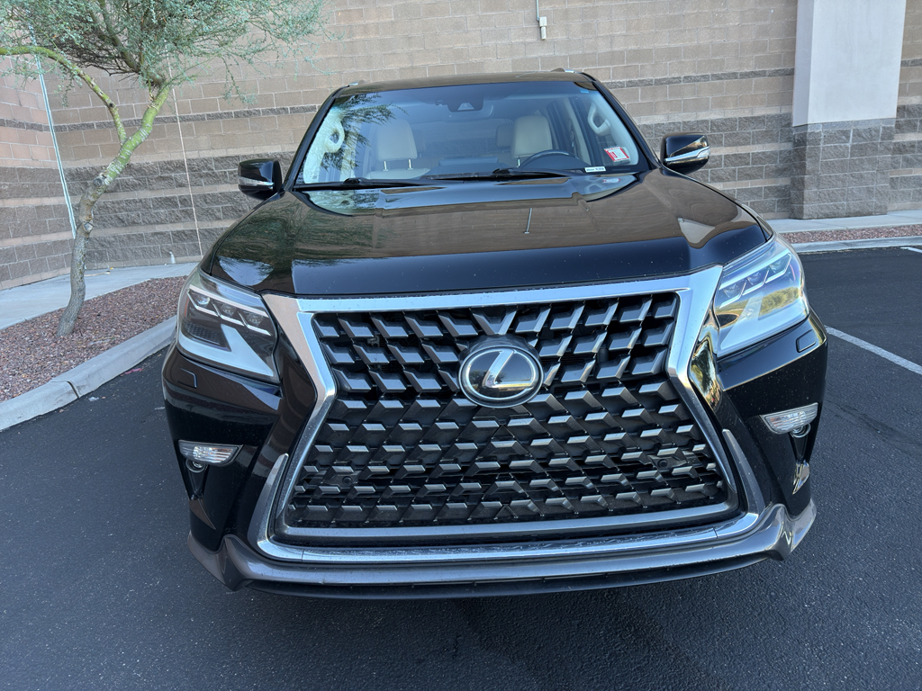 2022 Lexus GX 460 Premium Image 3 of 33
