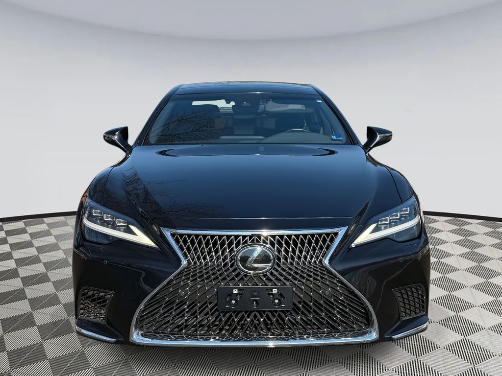 2022 Lexus LS 500 Image 2 of 31