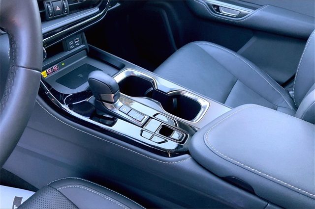 2022 Lexus NX 350h Premium Image 17 of 21