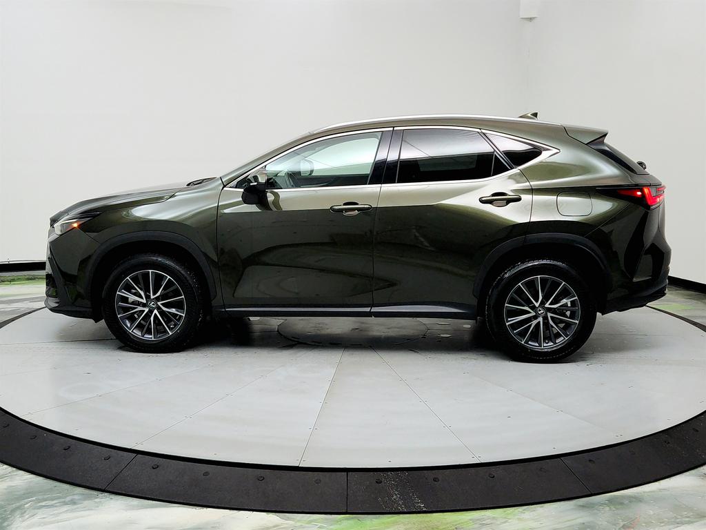 Vehicle image 20 of 41