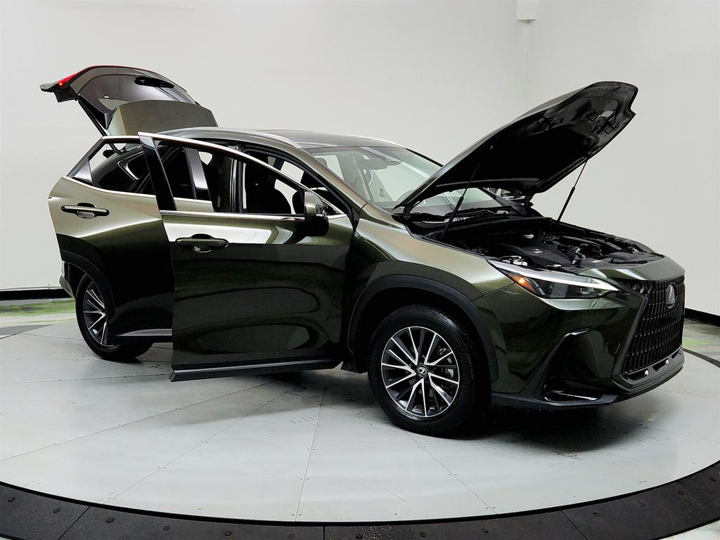 Vehicle image 8 of 41