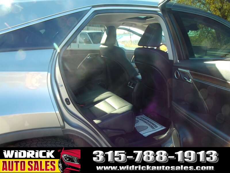 2022 Lexus RX 350 Image 15 of 20