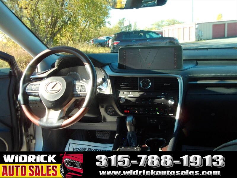 2022 Lexus RX 350 Image 10 of 20