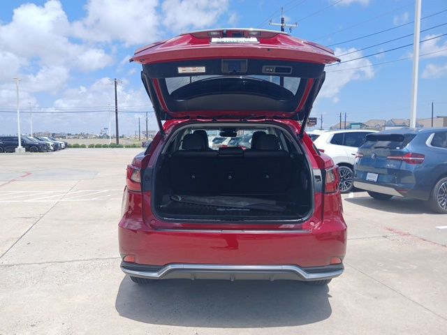 Vehicle image 9 of 28