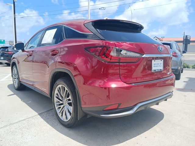 Vehicle image 4 of 28
