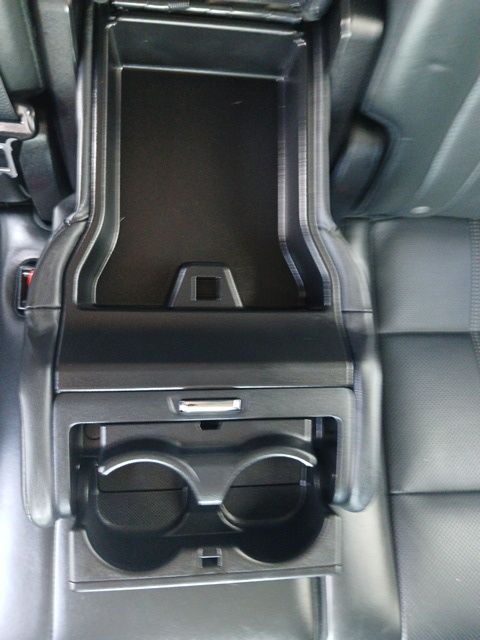 Vehicle image 15 of 28
