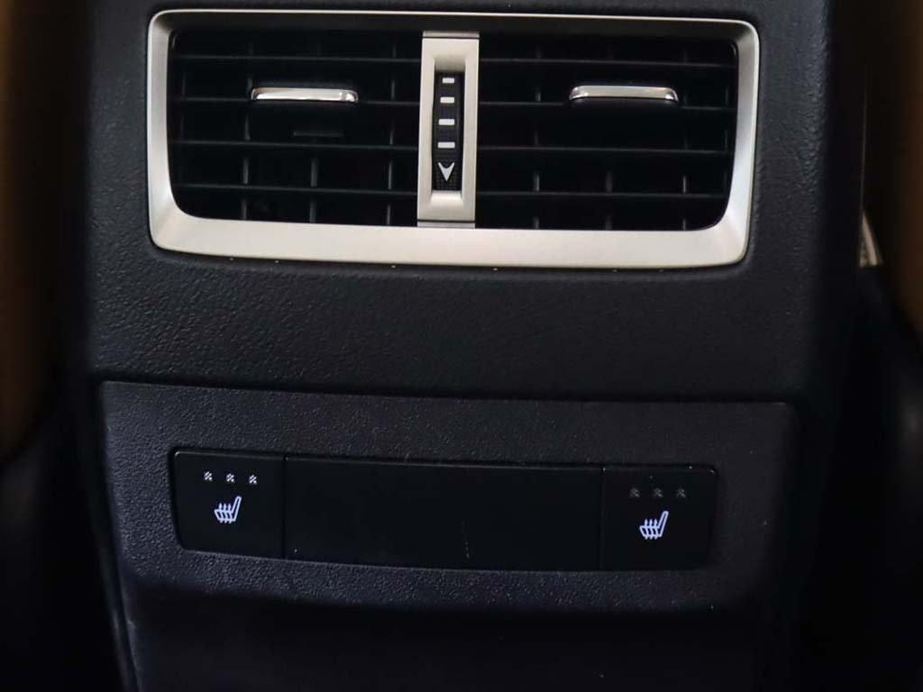 Vehicle image 38 of 57