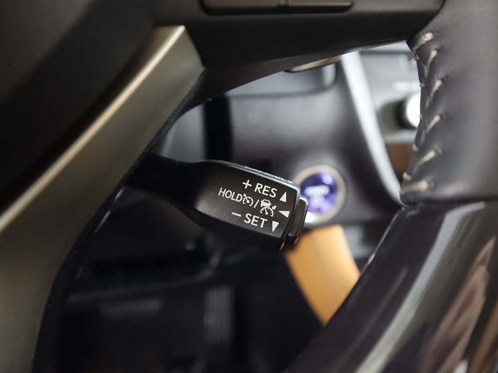 Vehicle image 39 of 57