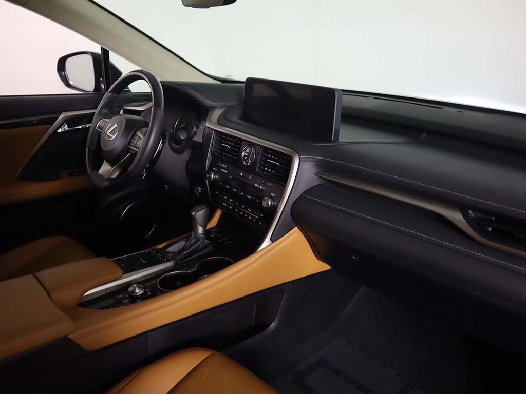 Vehicle image 19 of 57