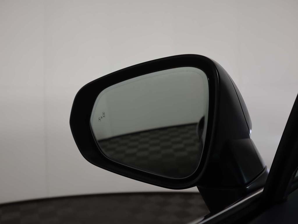 Vehicle image 53 of 57
