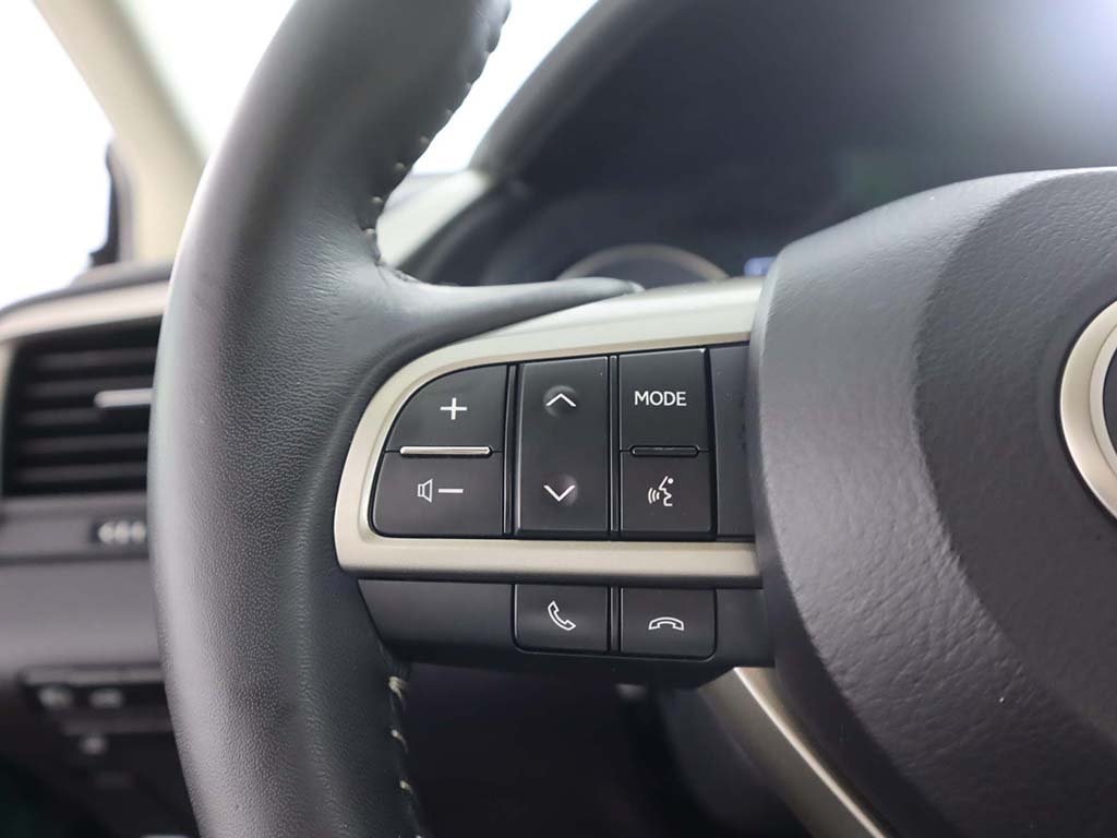 Vehicle image 23 of 57
