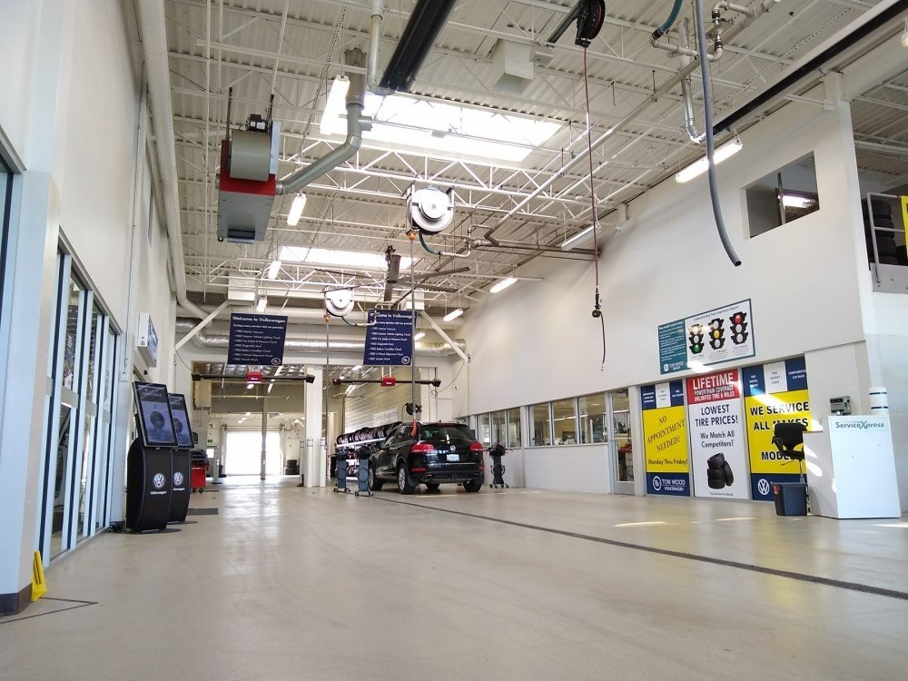 Vehicle image 49 of 77