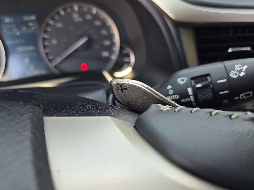 Vehicle image 54 of 77