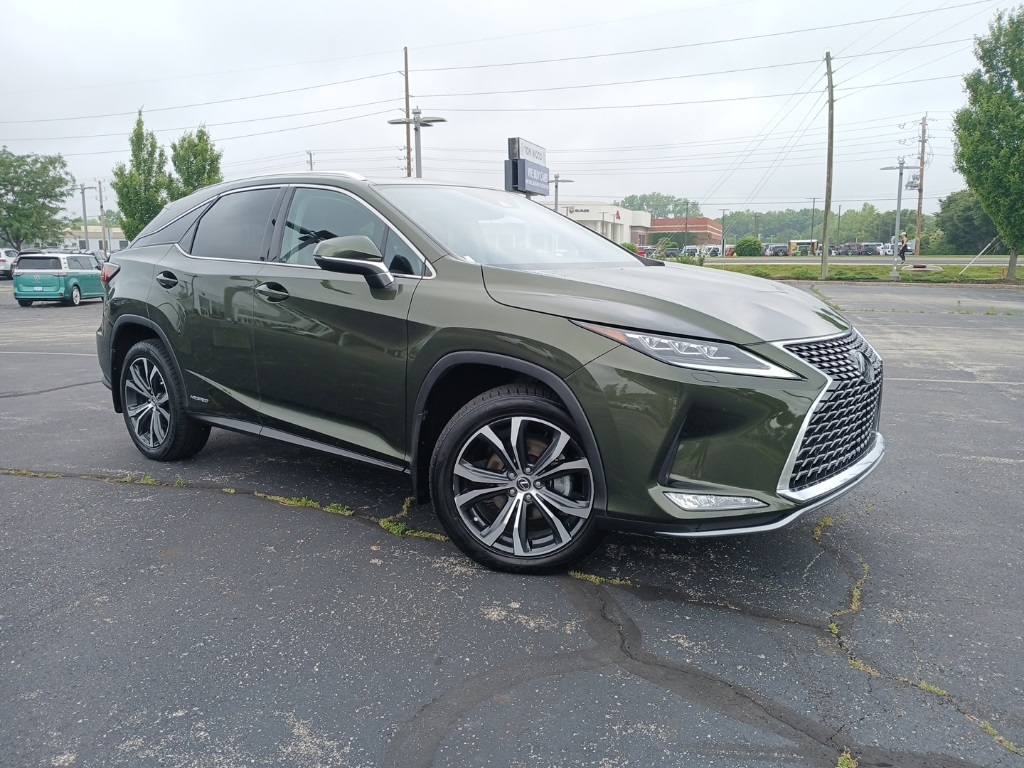 Vehicle image 4 of 77