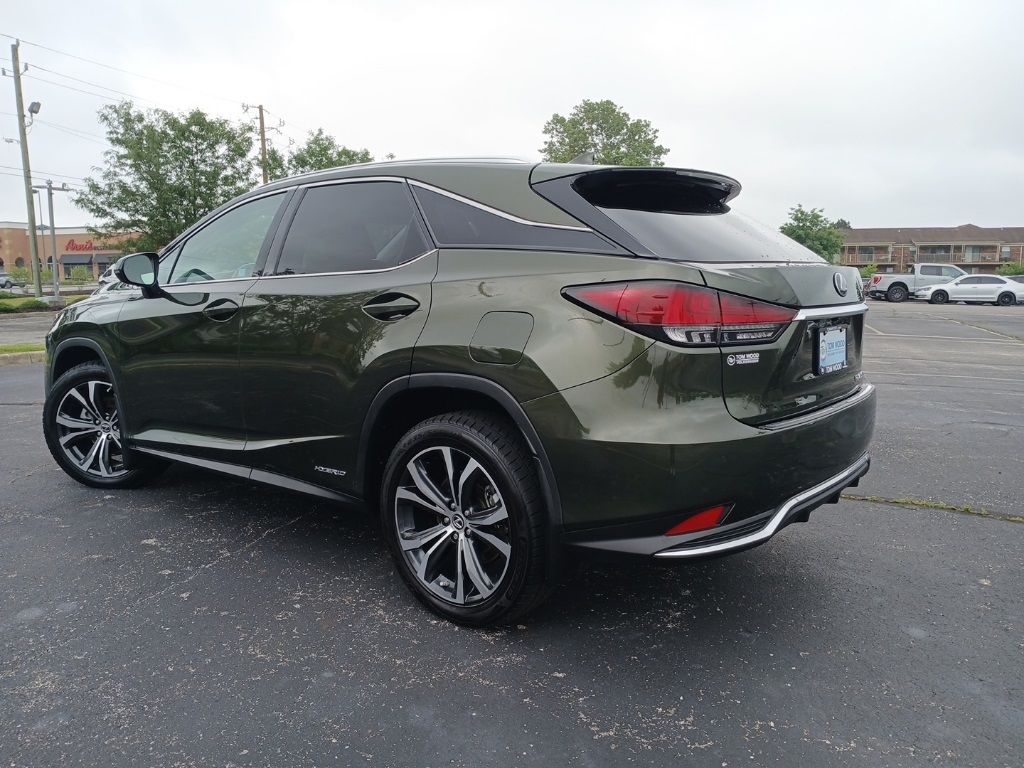 Vehicle image 9 of 77