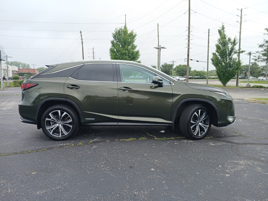 Vehicle image 6 of 77