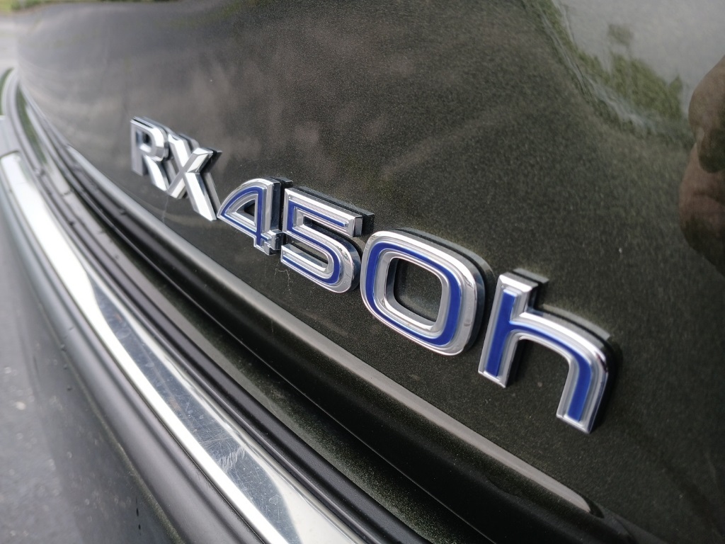 Vehicle image 74 of 77