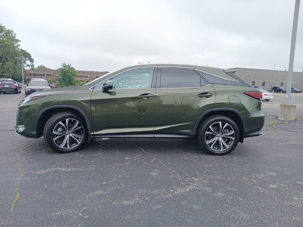 Vehicle image 10 of 77
