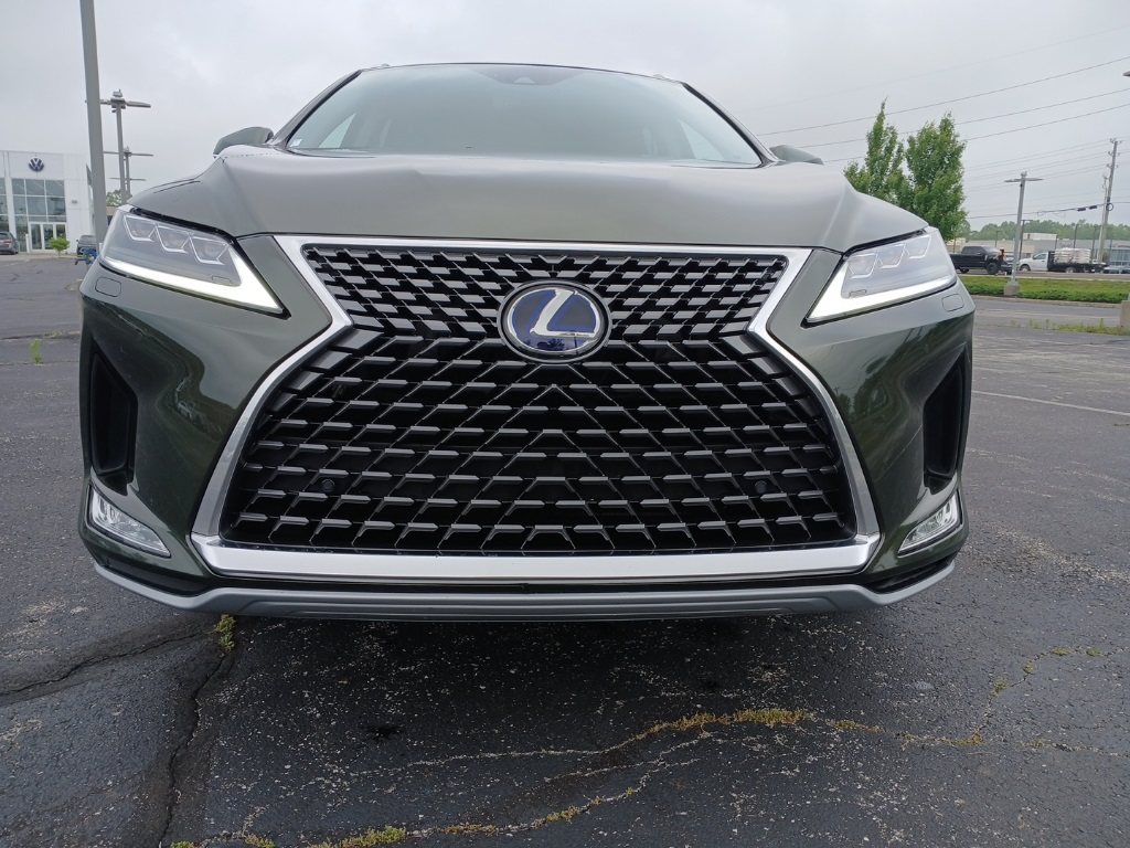 Vehicle image 70 of 77