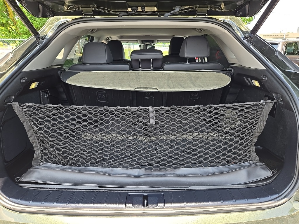 Vehicle image 12 of 77