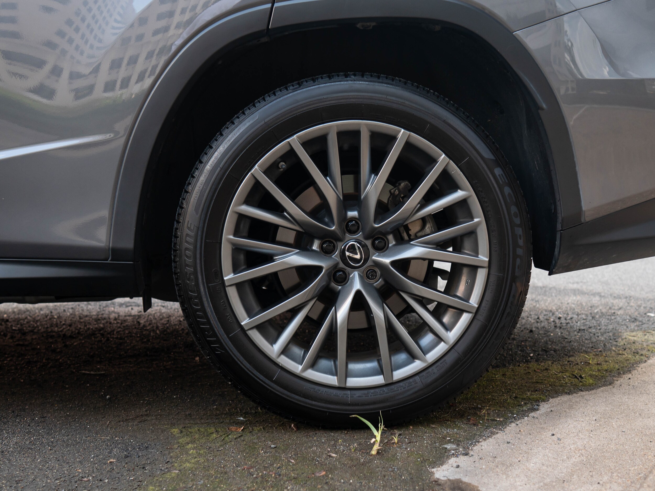 Vehicle image 11 of 60
