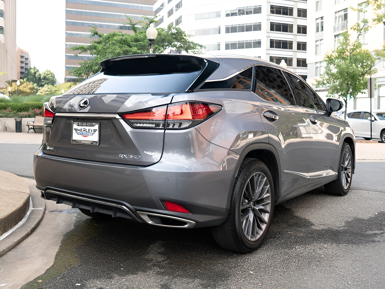 Vehicle image 57 of 60
