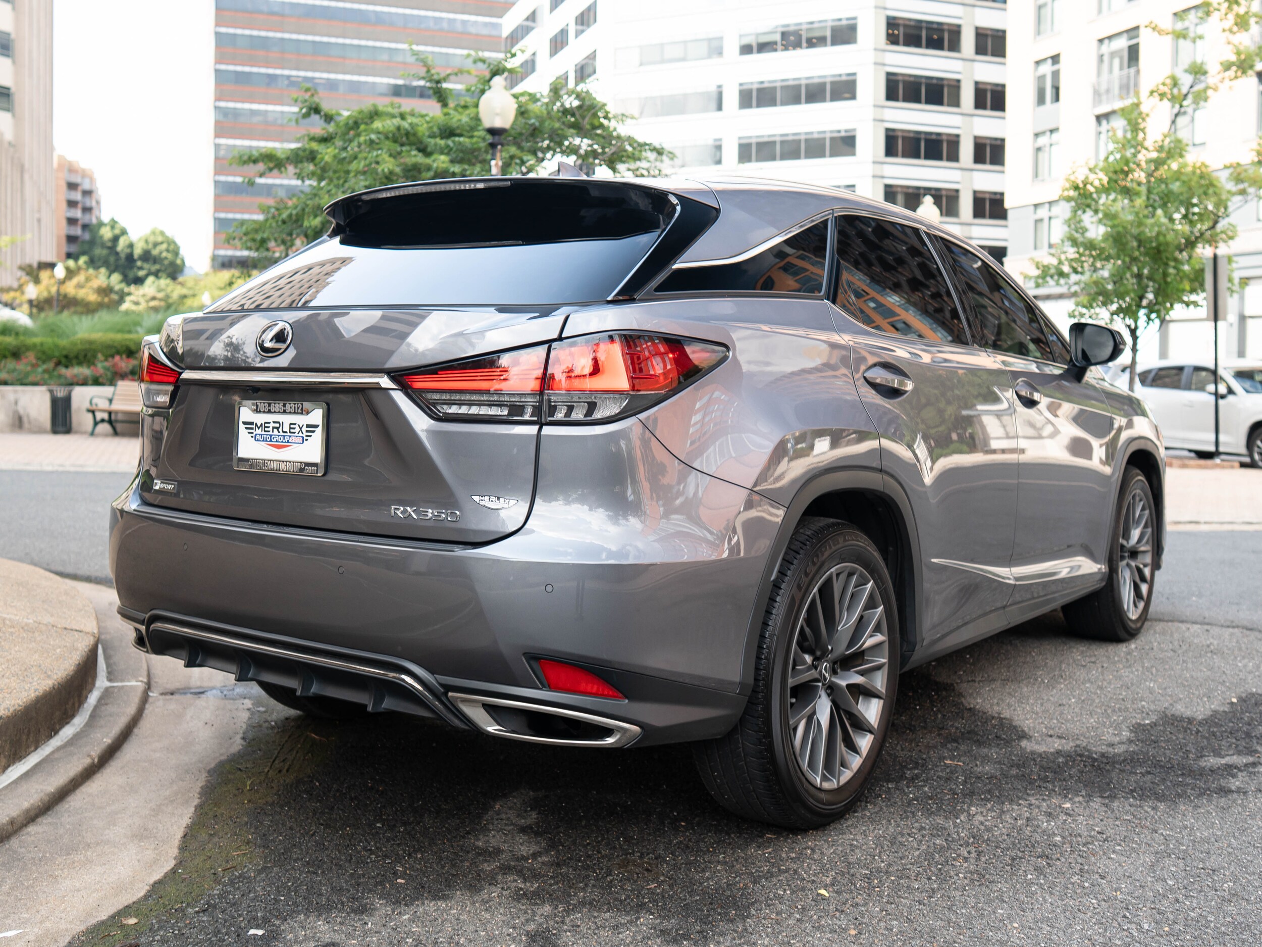 Vehicle image 3 of 60