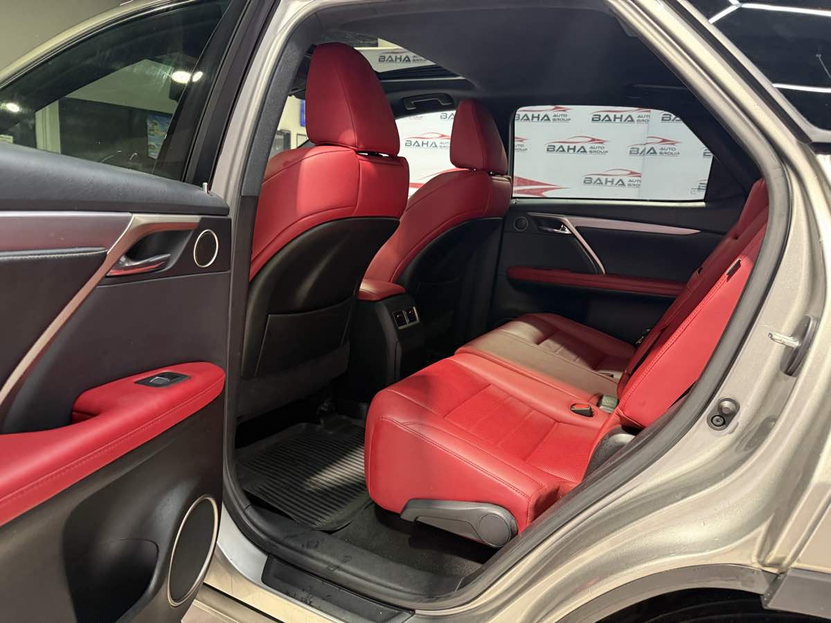Vehicle image 36 of 54