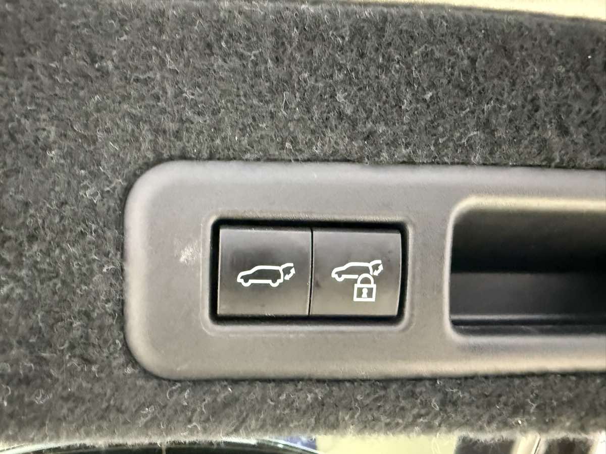 Vehicle image 42 of 54