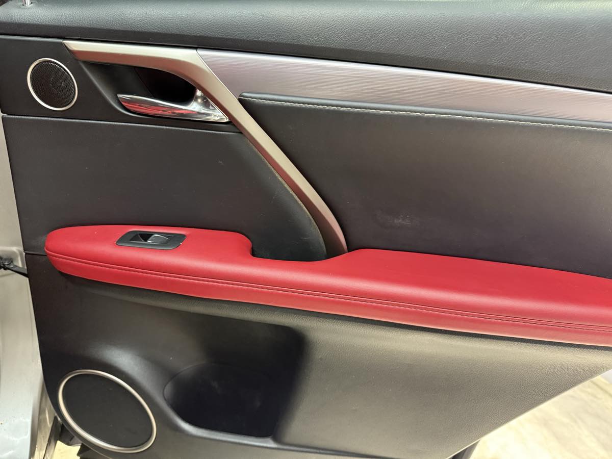 Vehicle image 46 of 54