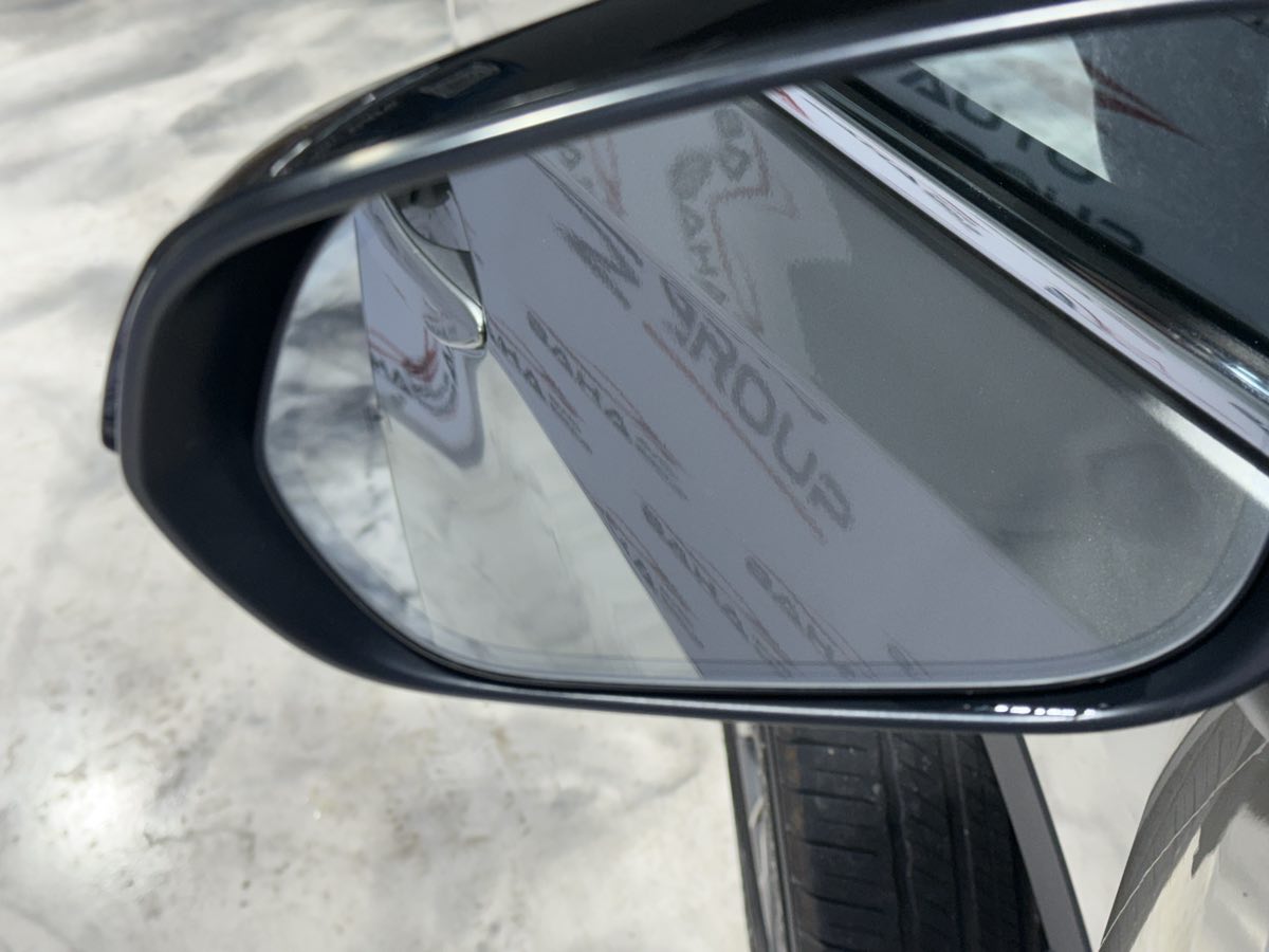 Vehicle image 13 of 54