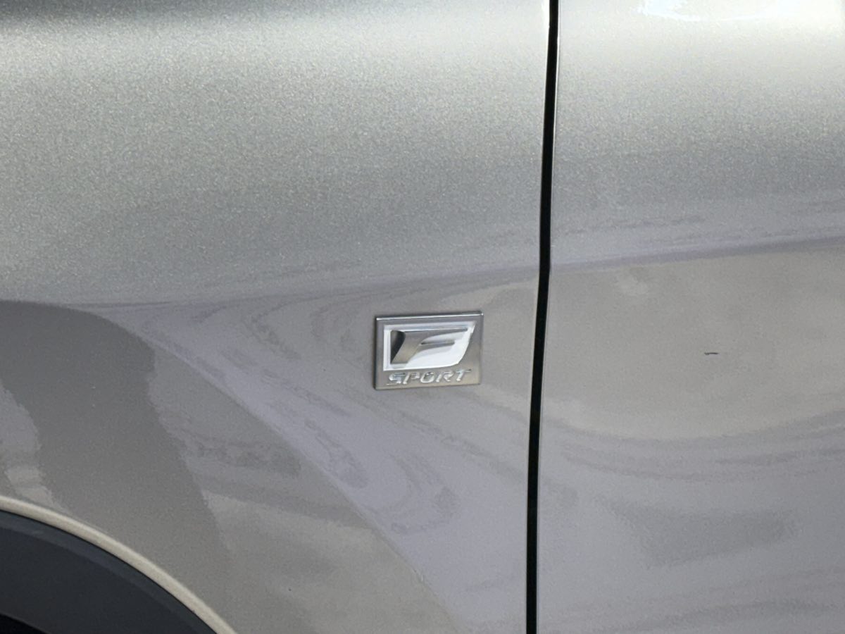 Vehicle image 12 of 54