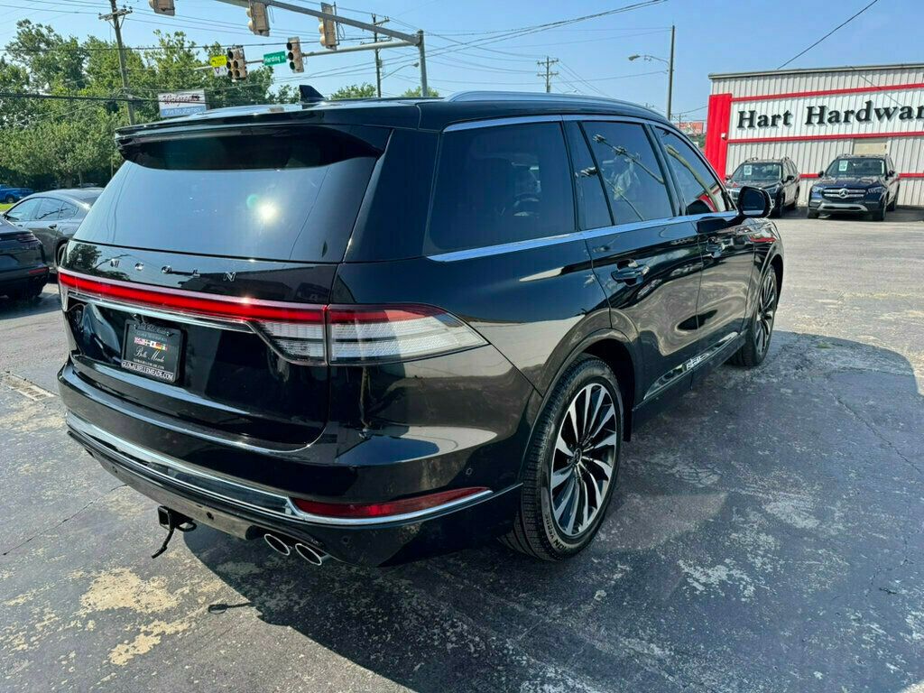 Vehicle image 3 of 34