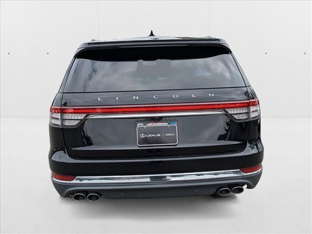 Vehicle image 7 of 28