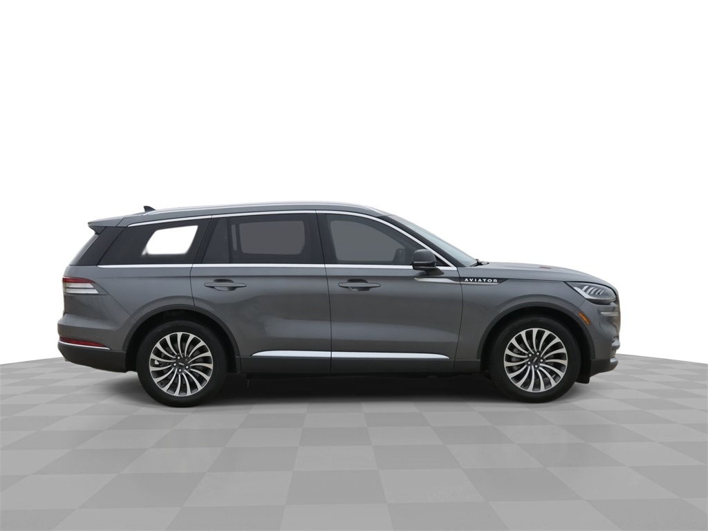 Vehicle image 5 of 34