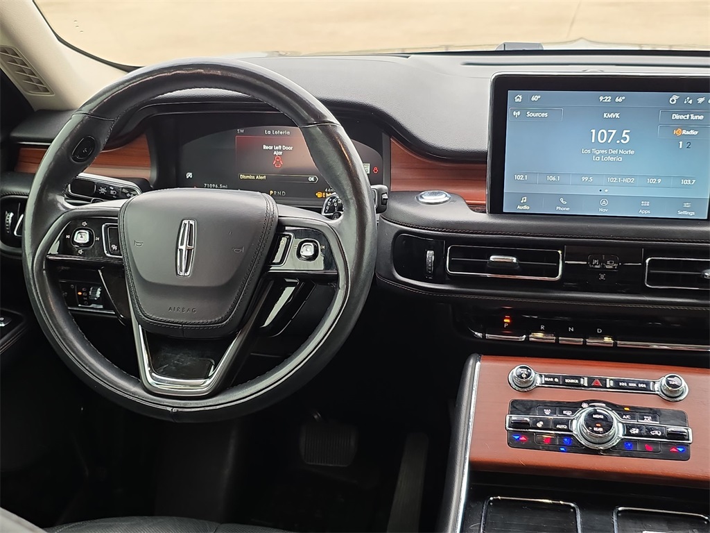 Vehicle image 12 of 34