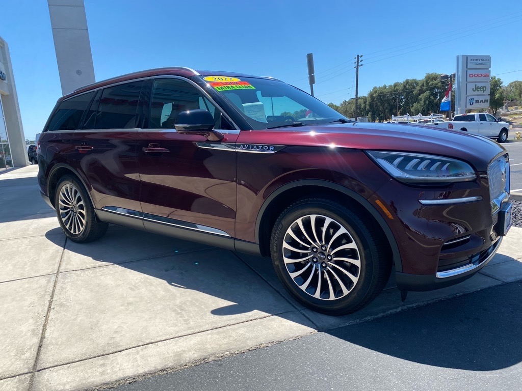 Vehicle image 5 of 48