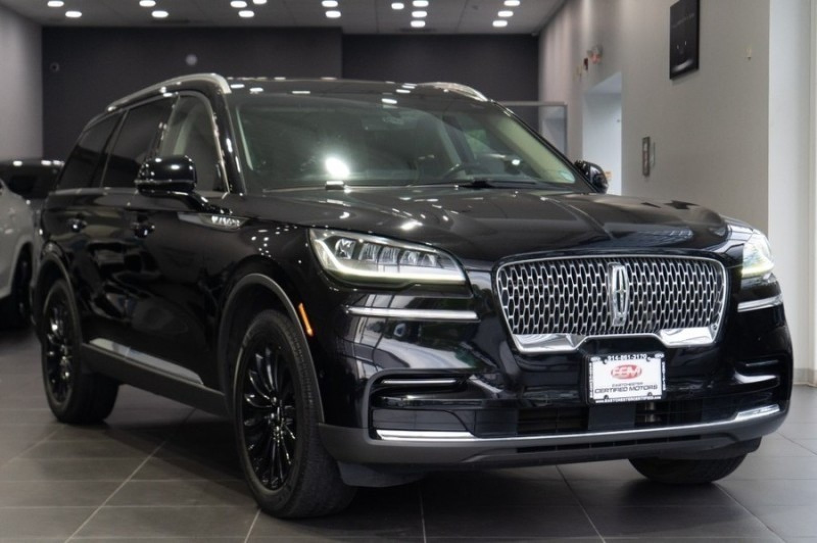 Vehicle image 6 of 71