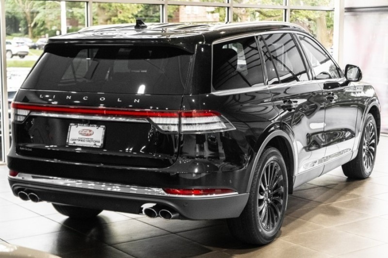 Vehicle image 9 of 71