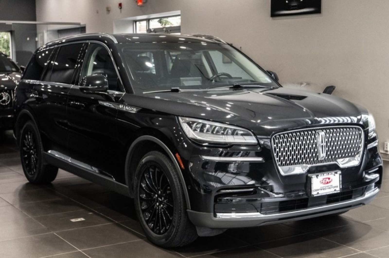 Vehicle image 7 of 71