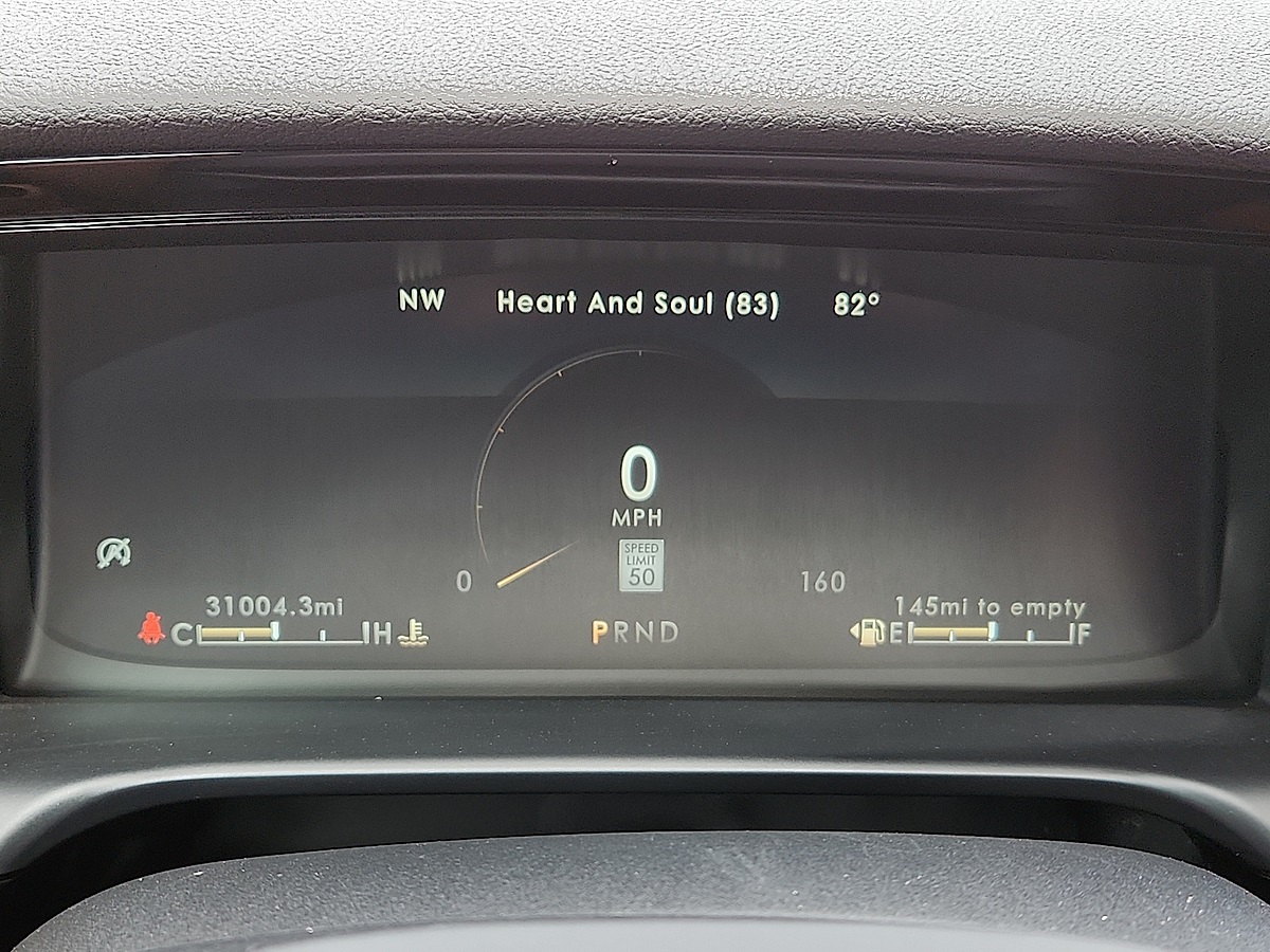 Vehicle image 8 of 12