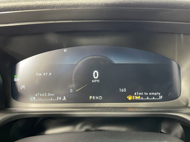 Vehicle image 18 of 40