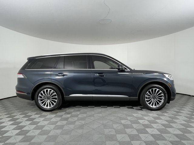 Vehicle image 6 of 40