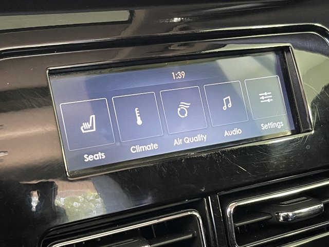 Vehicle image 23 of 40