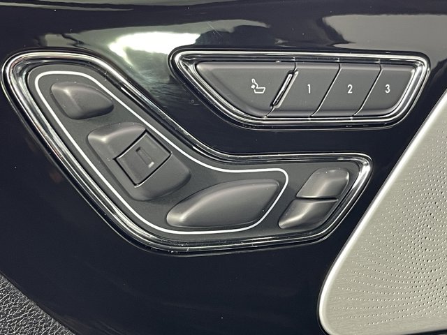 Vehicle image 24 of 40