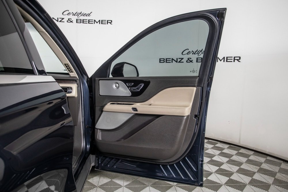 2022 Lincoln Aviator Reserve Image 50 of 54