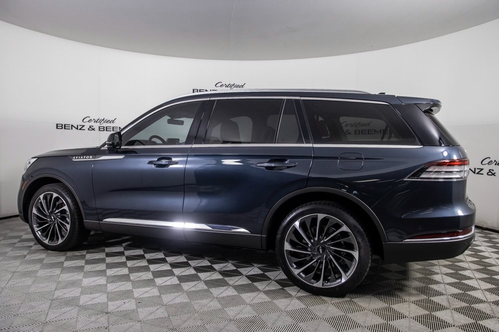 2022 Lincoln Aviator Reserve Image 8 of 54