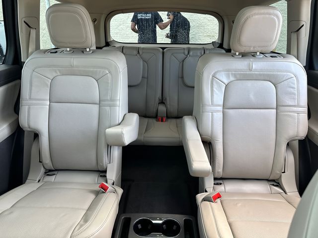 2022 Lincoln Aviator Reserve Image 15 of 35
