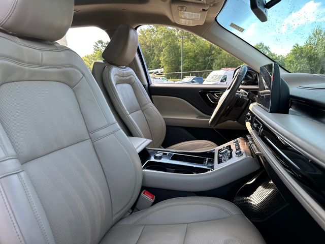 2022 Lincoln Aviator Reserve Image 17 of 35